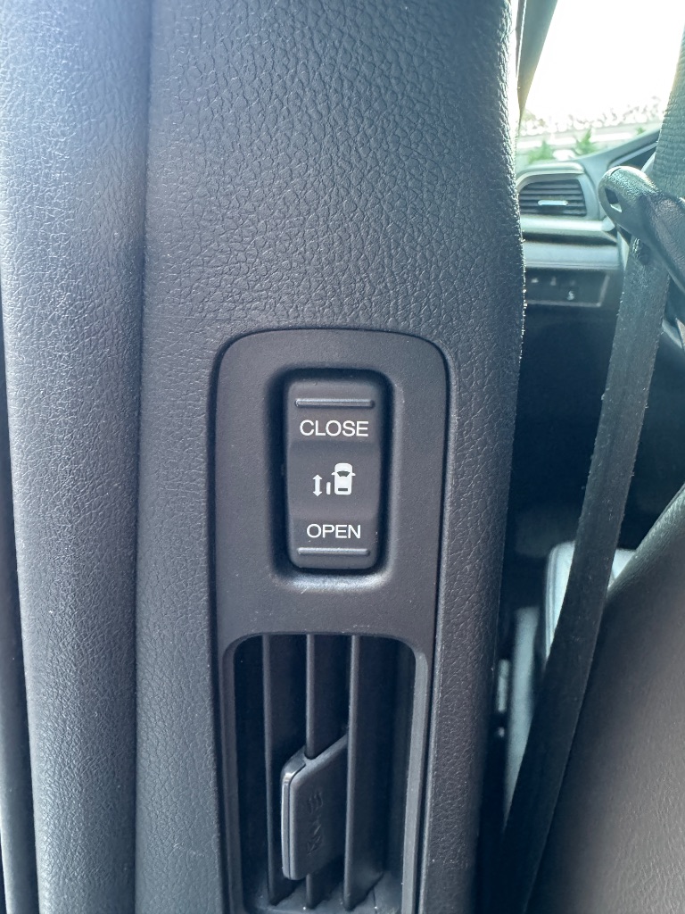 2019 Honda Odyssey - $20,900