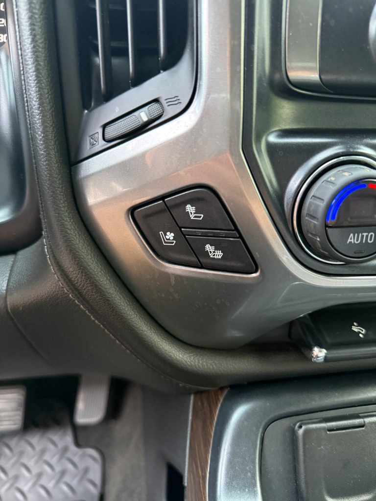 2017 Chevrolet Silverado - $21,900