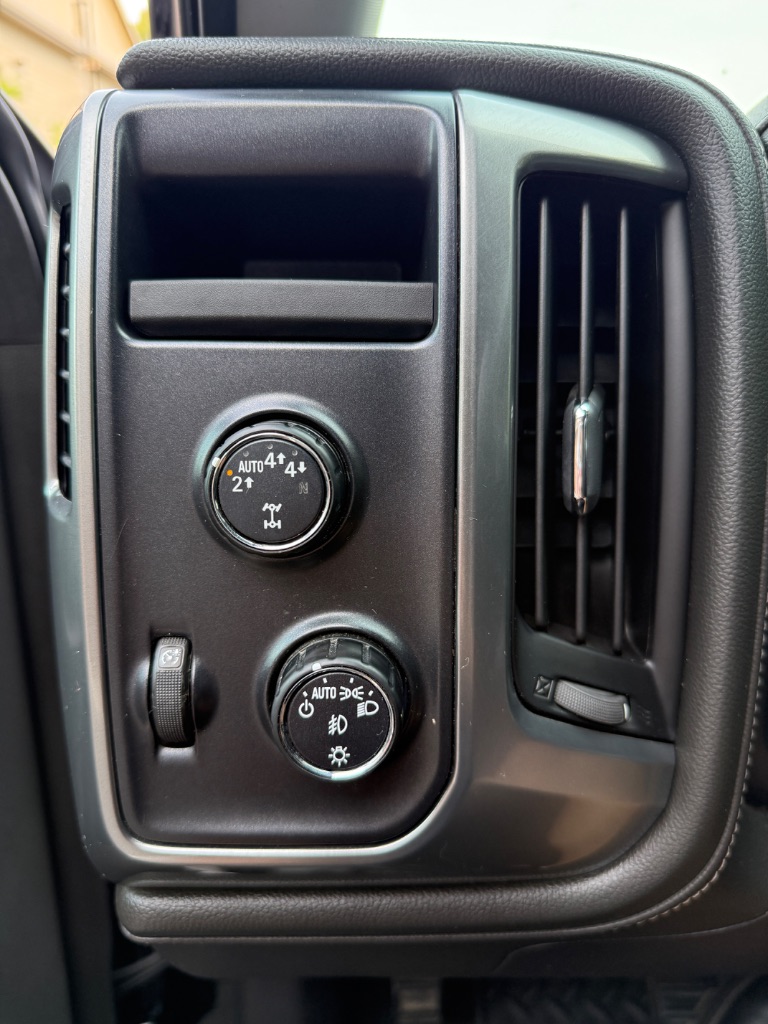 2017 Chevrolet Silverado - $21,900