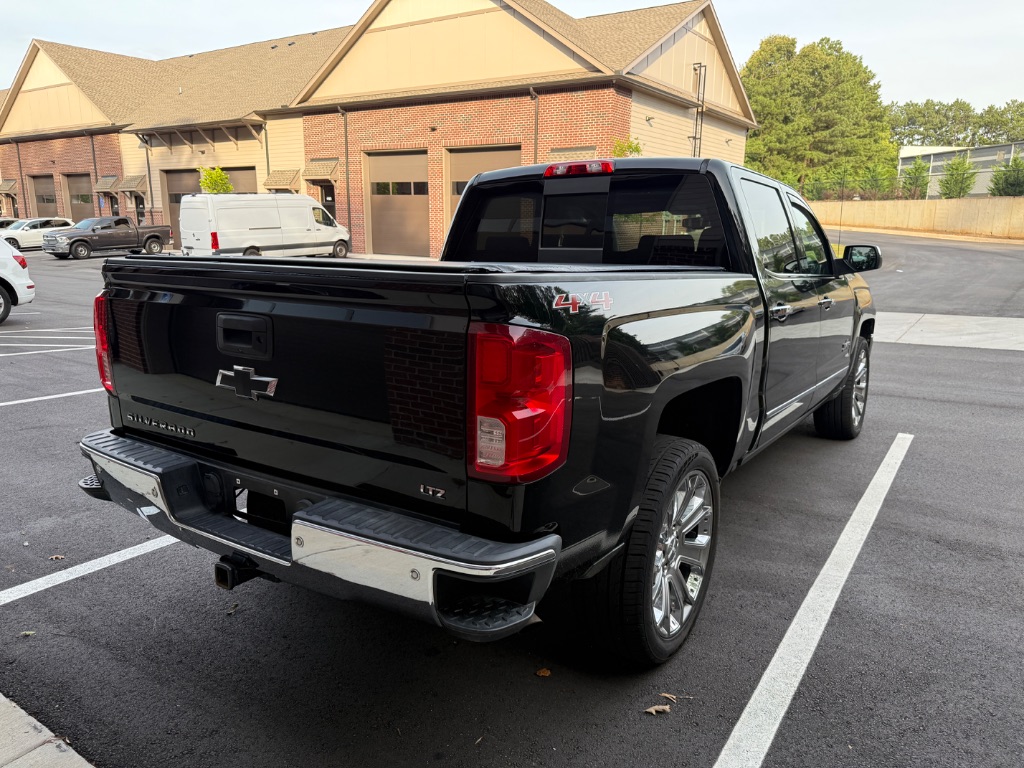2017 Chevrolet Silverado - $21,900