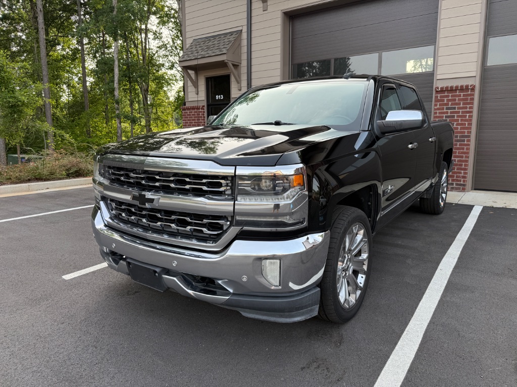 2017 Chevrolet Silverado - $21,900