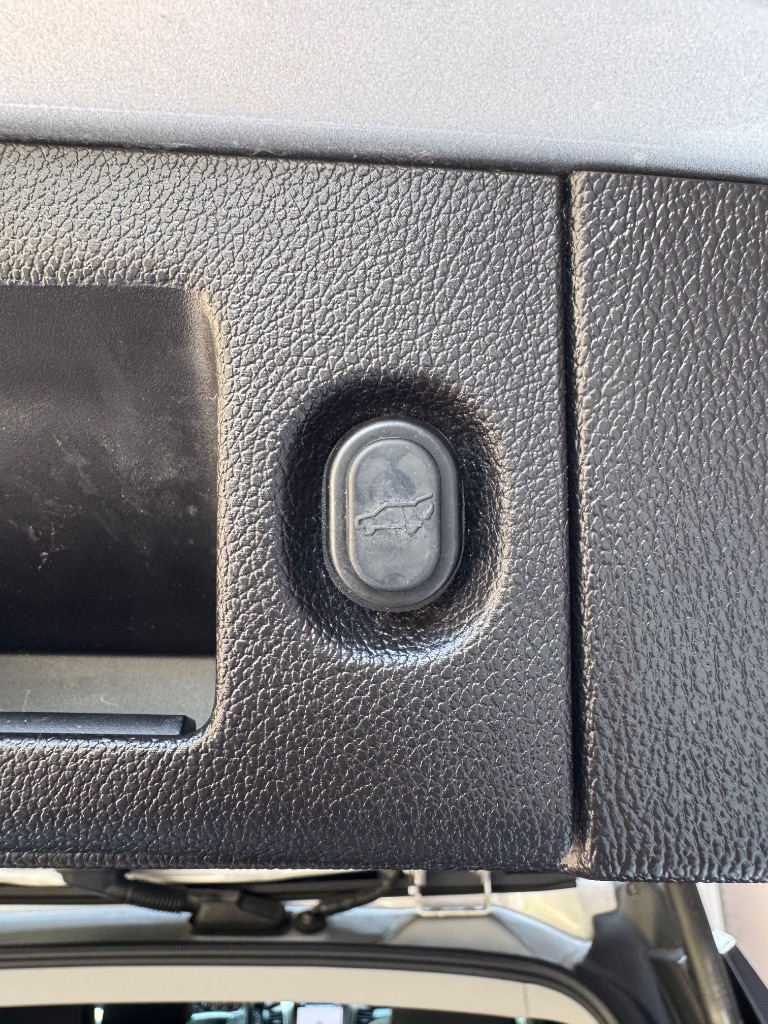2016 Chevrolet Tahoe - $16,500