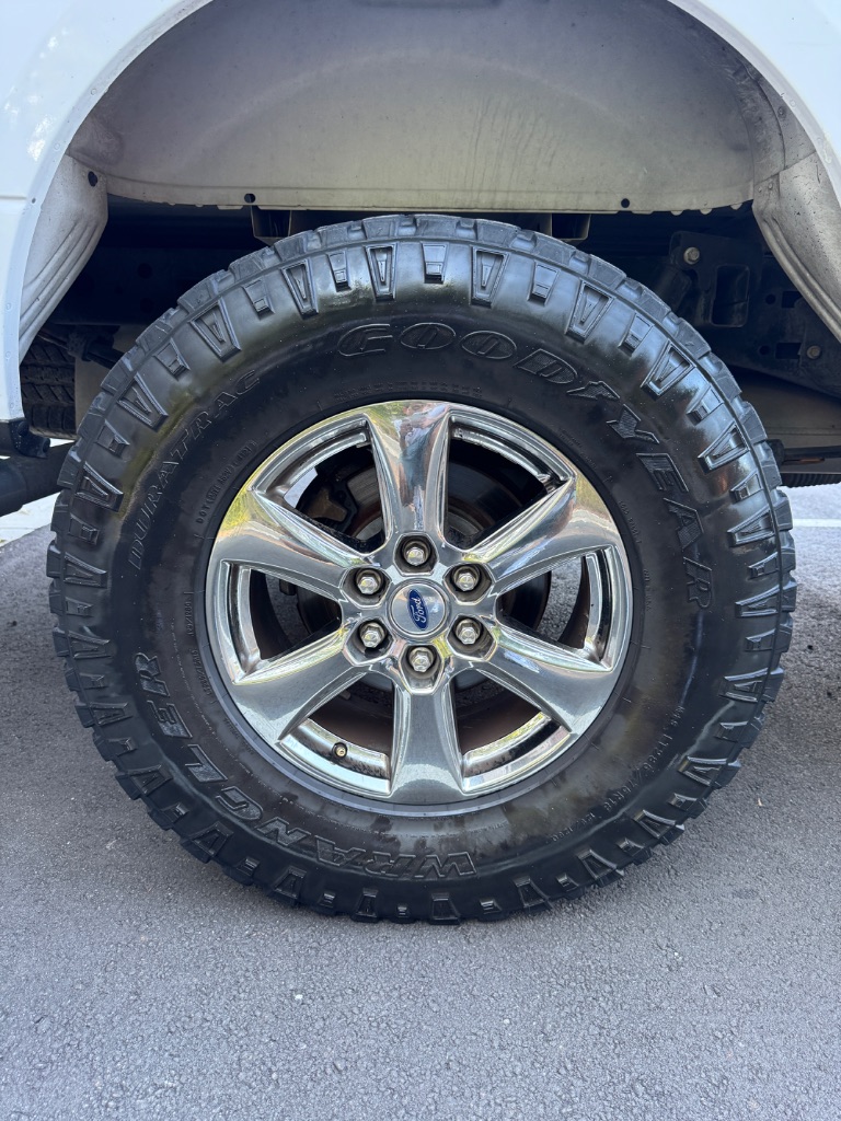 2020 Ford F-150 - $18,900