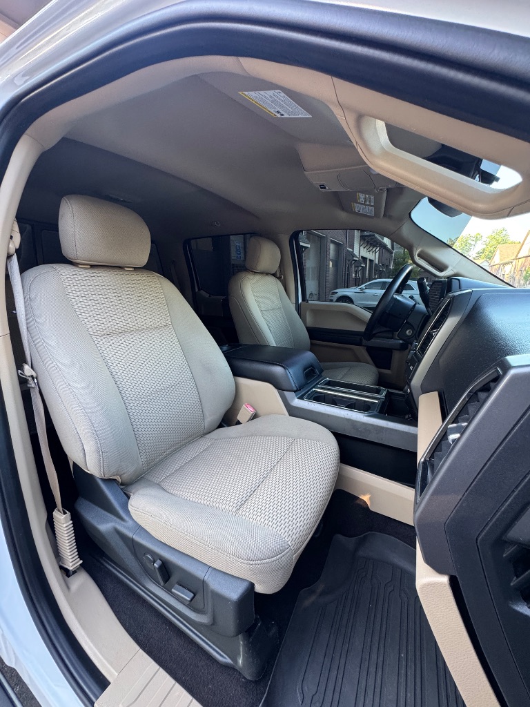 2020 Ford F-150 - $18,900