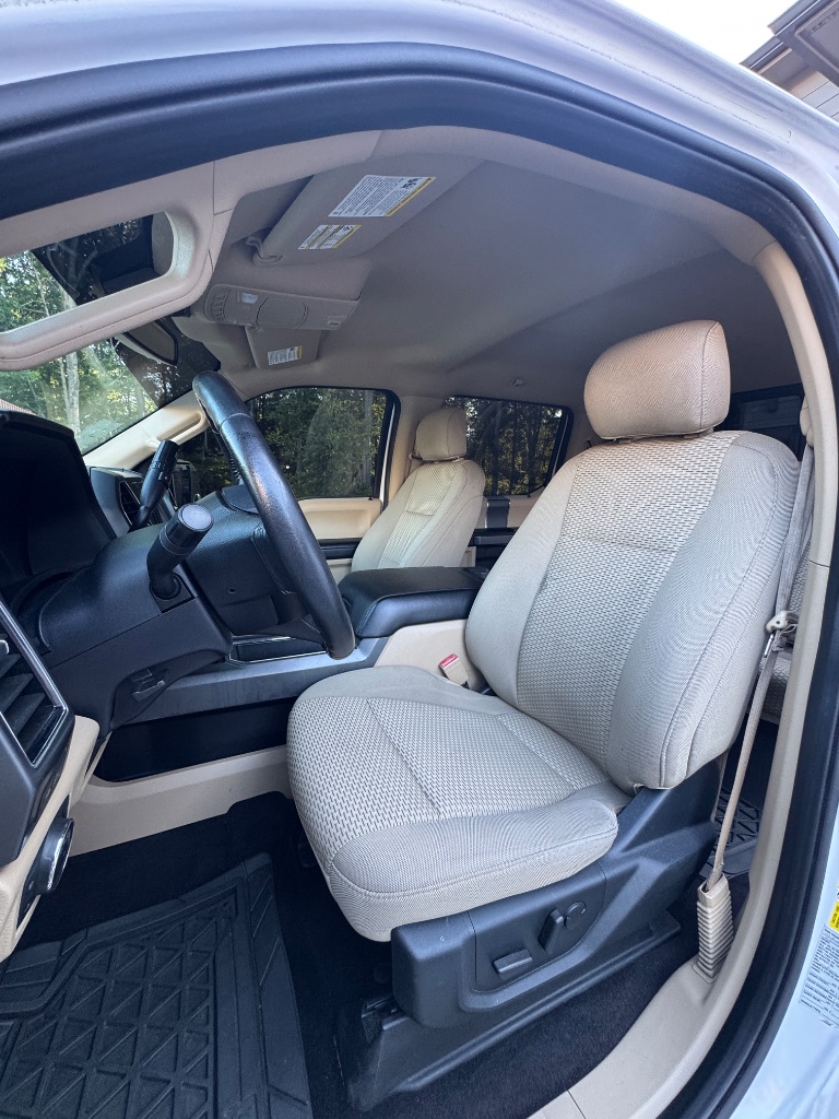 2020 Ford F-150 - $18,900