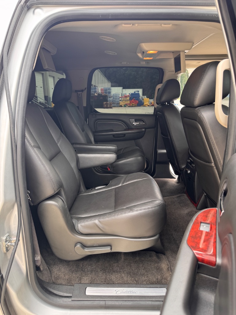 2013 Cadillac Escalade - $8,400