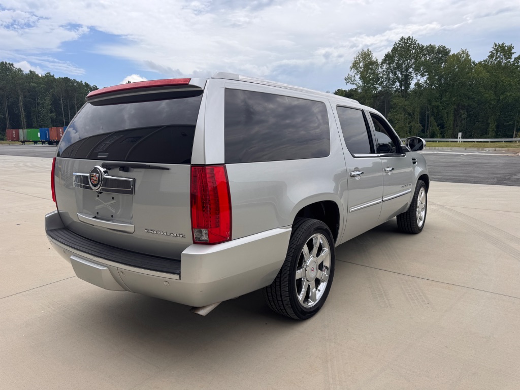 2013 Cadillac Escalade - $8,400