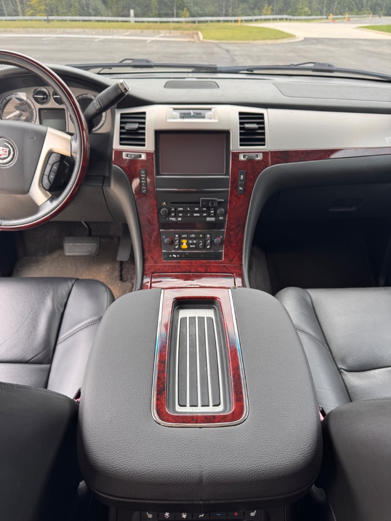 2013 Cadillac Escalade - $8,400