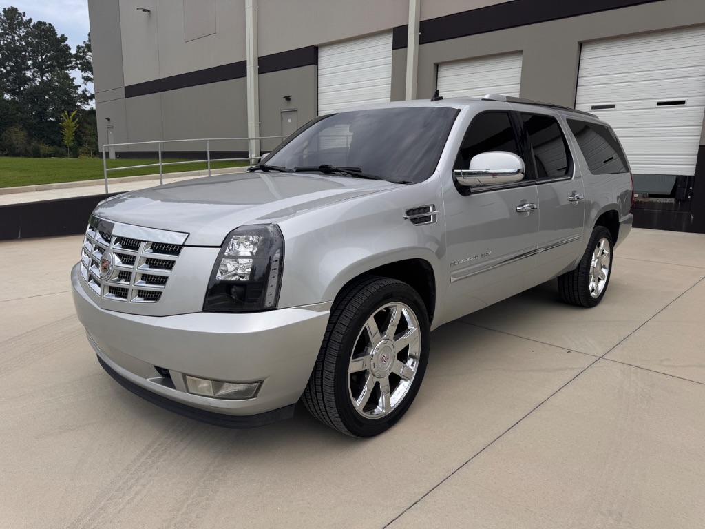 2013 Cadillac Escalade - $8,400