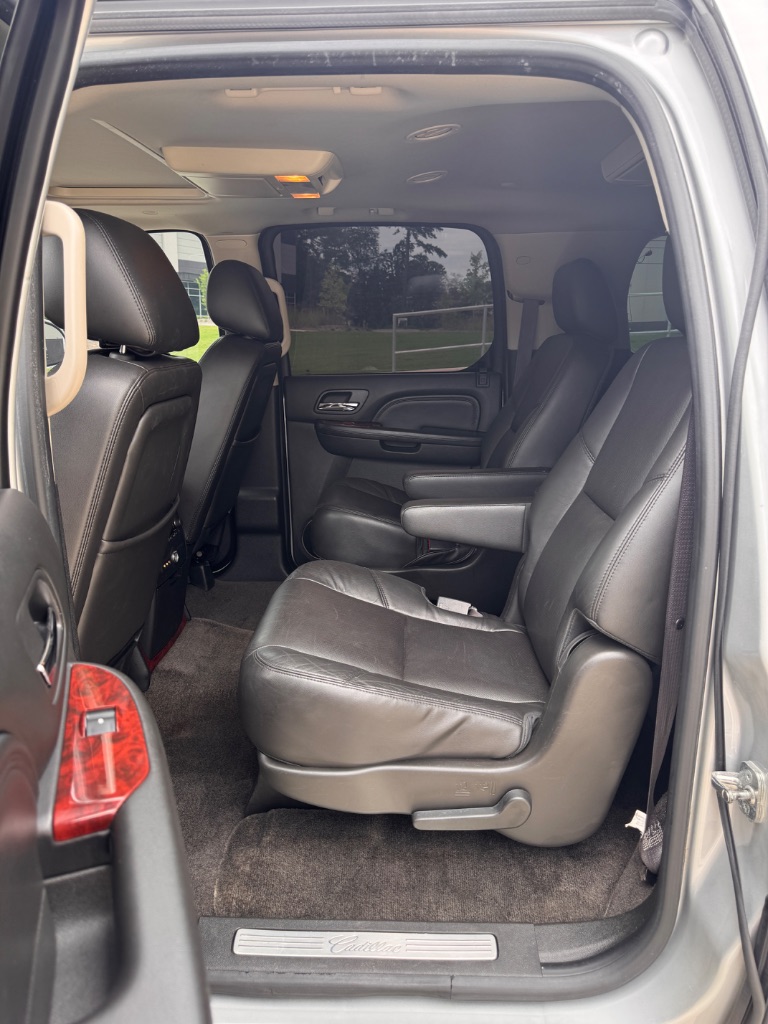 2013 Cadillac Escalade - $8,400