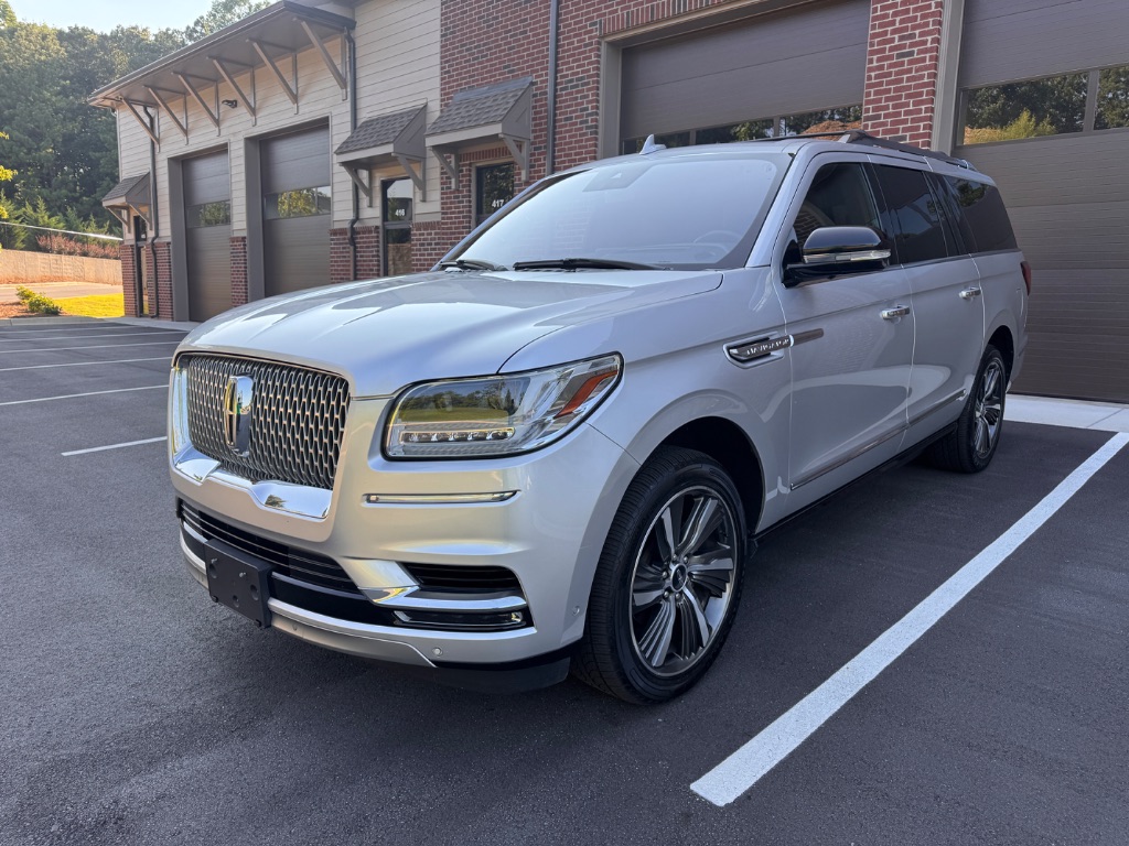 2019 Lincoln Navigator - $26,000