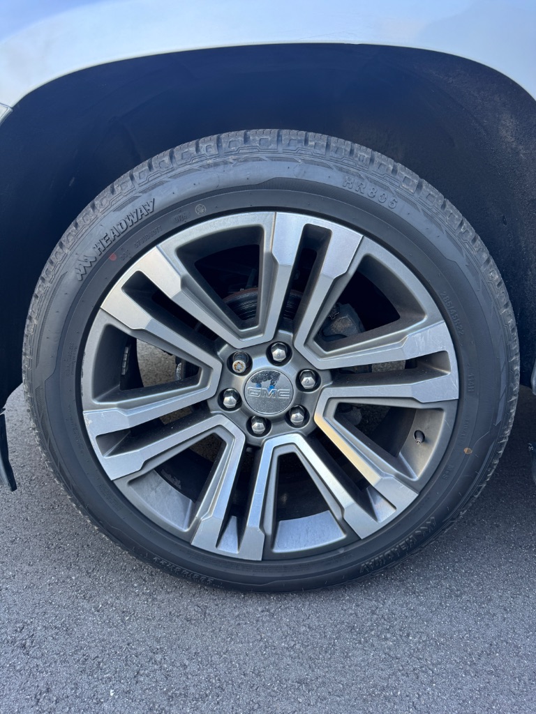 2020 GMC Yukon - $23,500