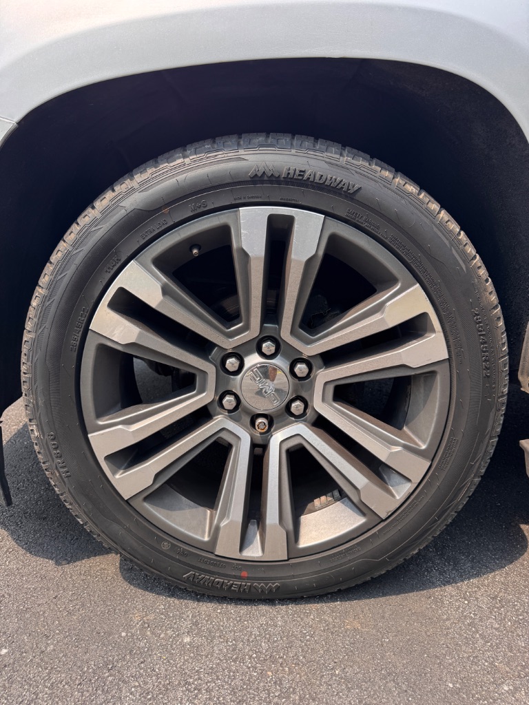 2020 GMC Yukon - $23,500