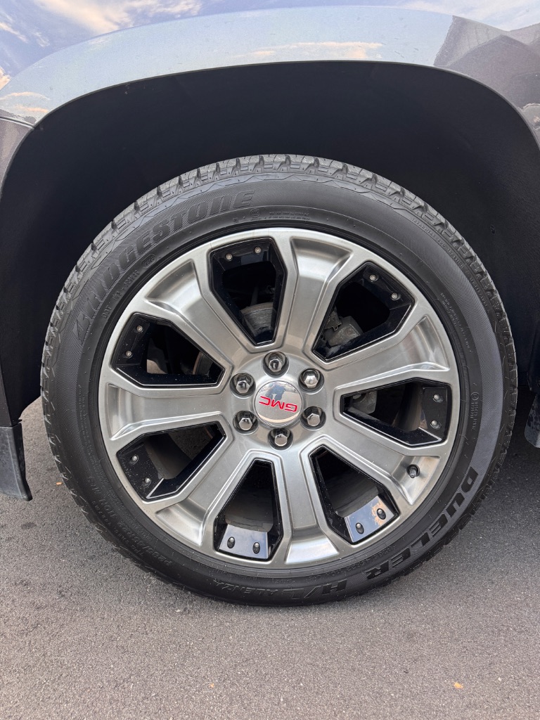 2017 GMC Yukon - $18,900