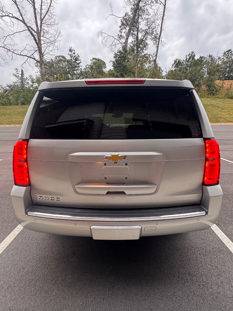 2015 Chevrolet Tahoe - $15,900