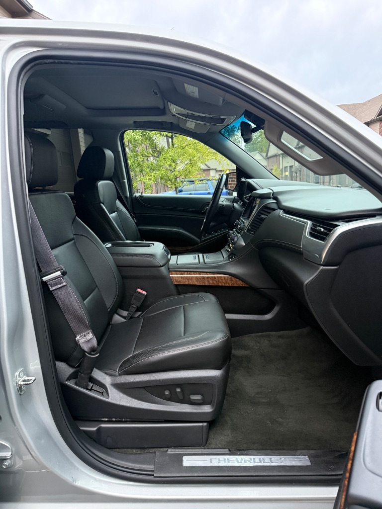 2015 Chevrolet Tahoe - $15,900