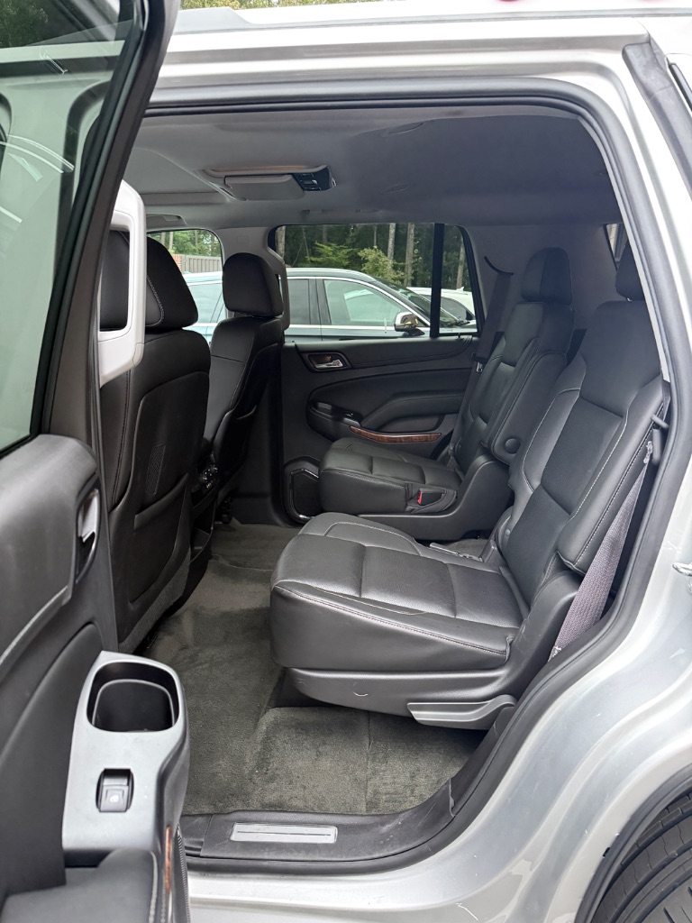 2015 Chevrolet Tahoe - $15,900