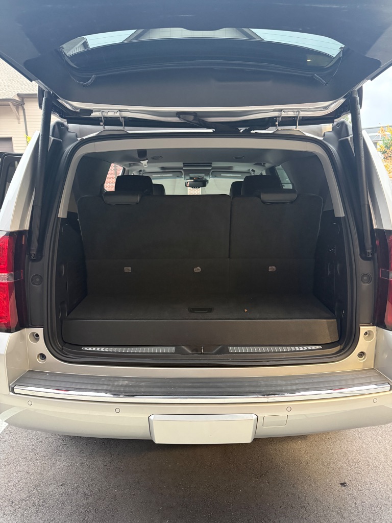 2015 Chevrolet Tahoe - $15,900
