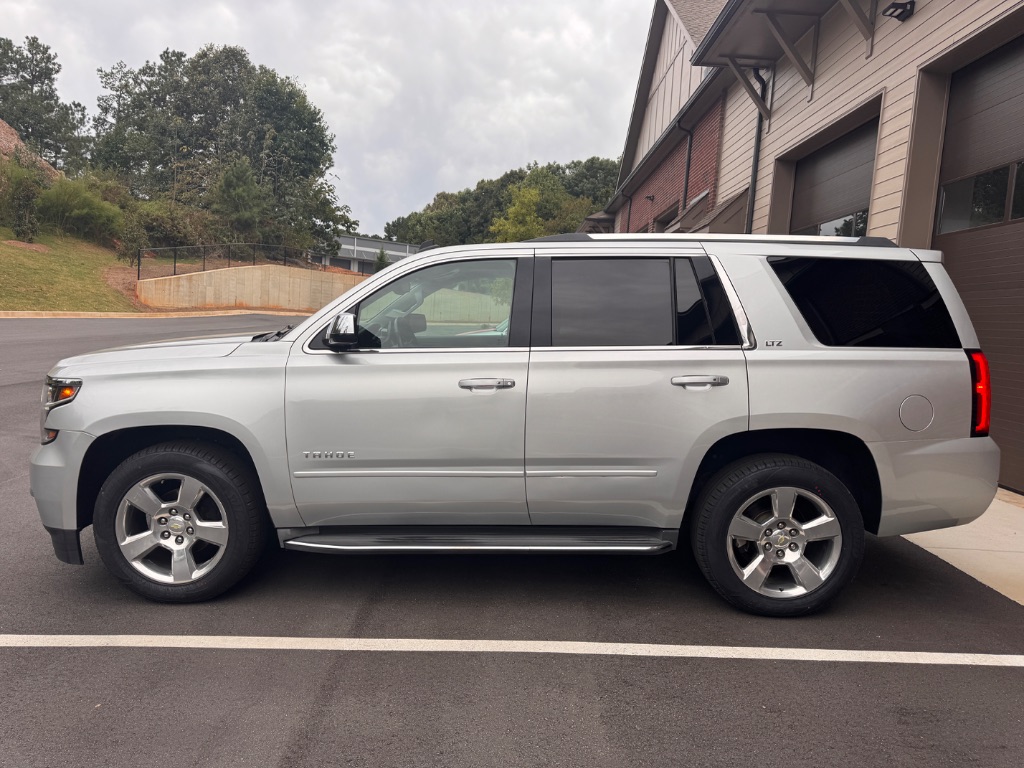 2015 Chevrolet Tahoe - $15,900