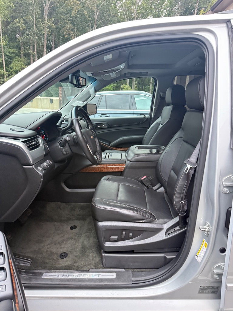 2015 Chevrolet Tahoe - $15,900