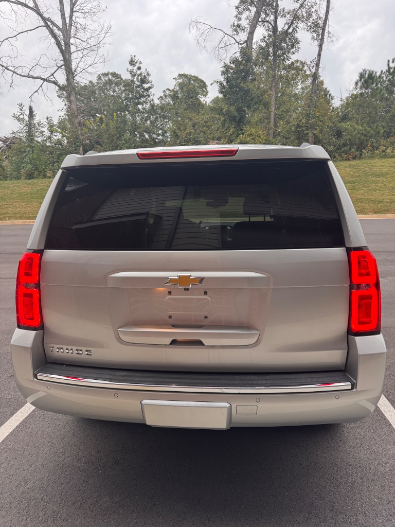 2015 Chevrolet Tahoe - $15,900