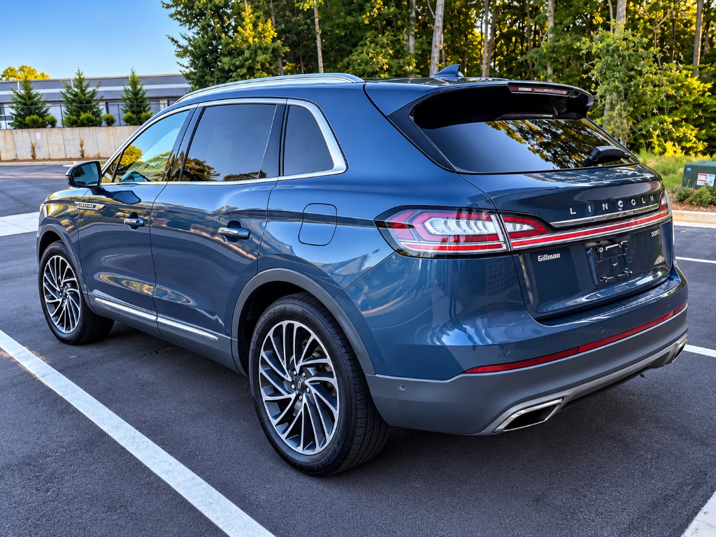 2019 Lincoln Nautilus - $14,900
