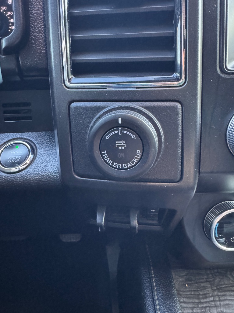 2020 Ford Expedition - $21,900