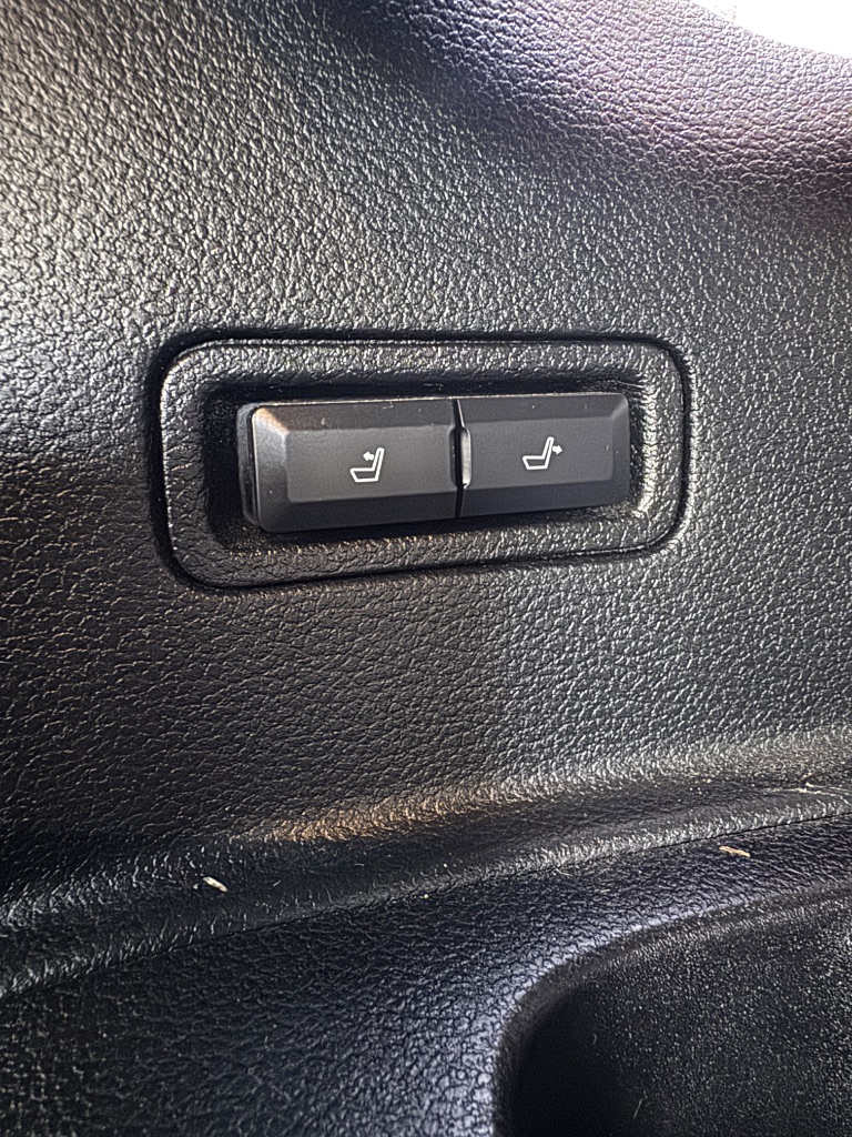 2020 Ford Expedition - $21,900
