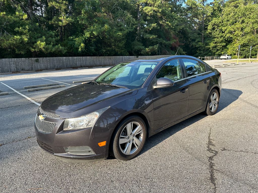 2014 Chevrolet Cruze - $4,000