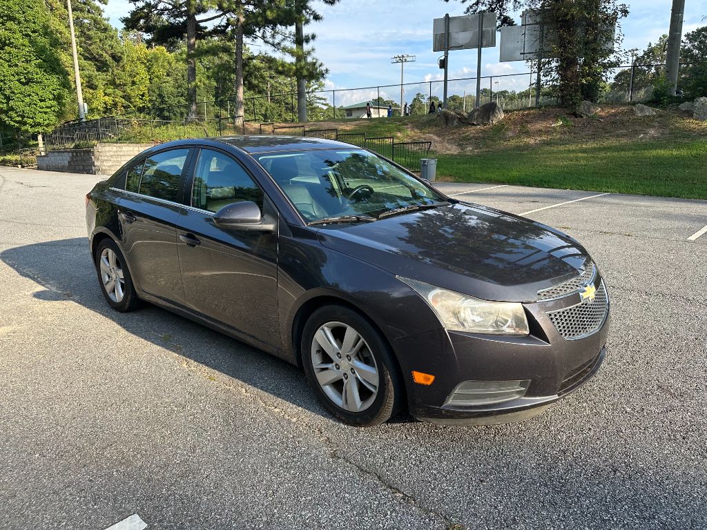 2014 Chevrolet Cruze - $4,000