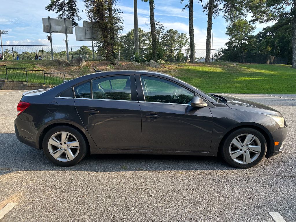 2014 Chevrolet Cruze - $4,000