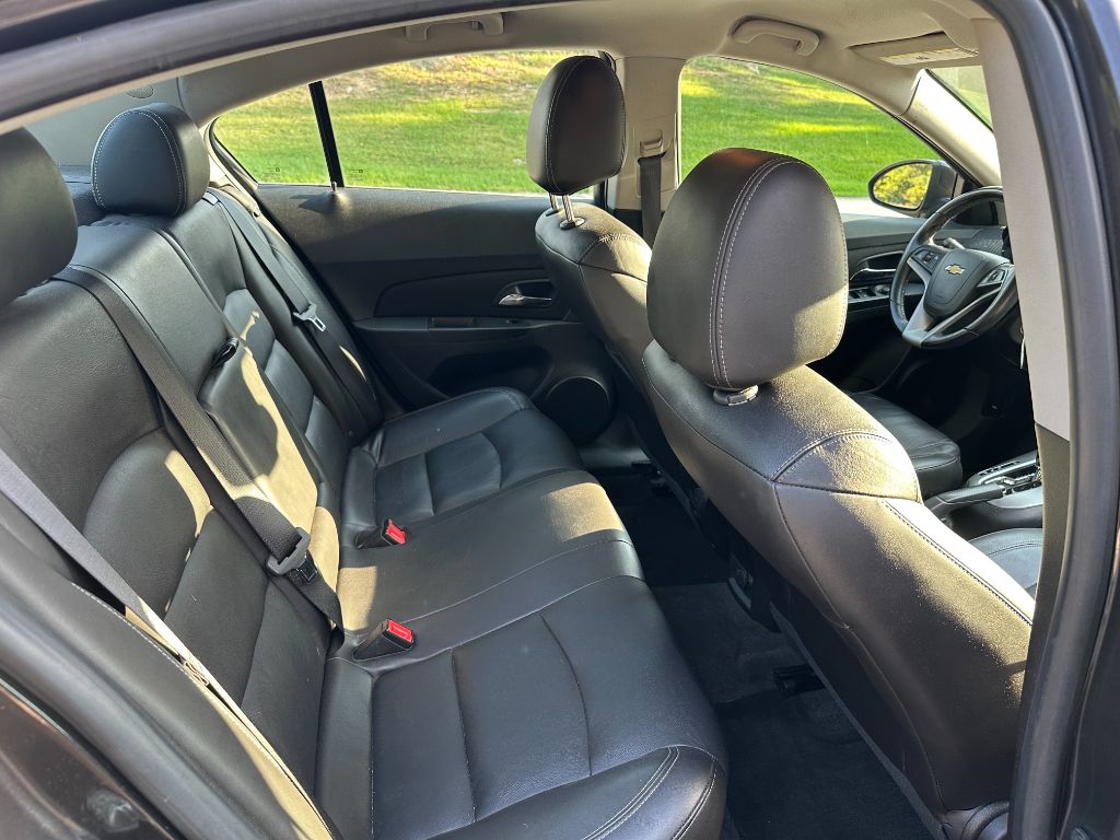 2014 Chevrolet Cruze - $4,000