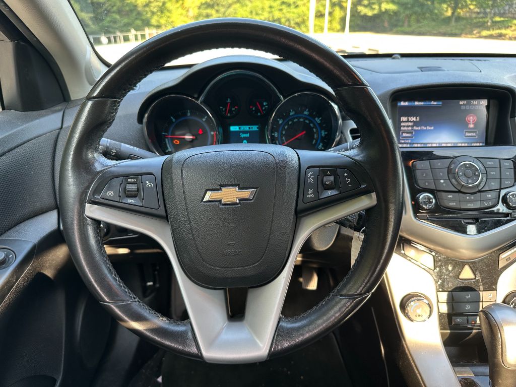 2014 Chevrolet Cruze - $4,000