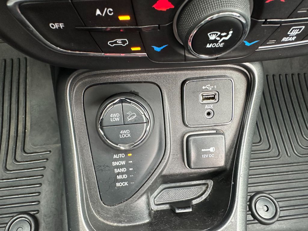 2019 Jeep Compass - $8,989