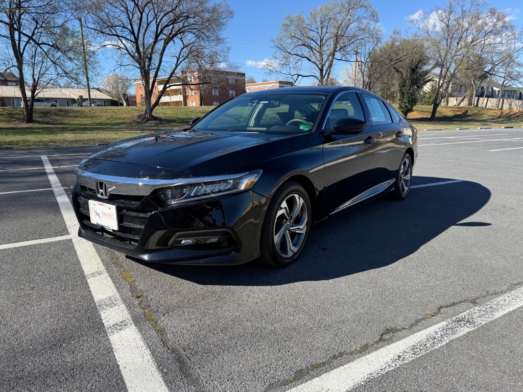 2020 Honda Accord EX photo