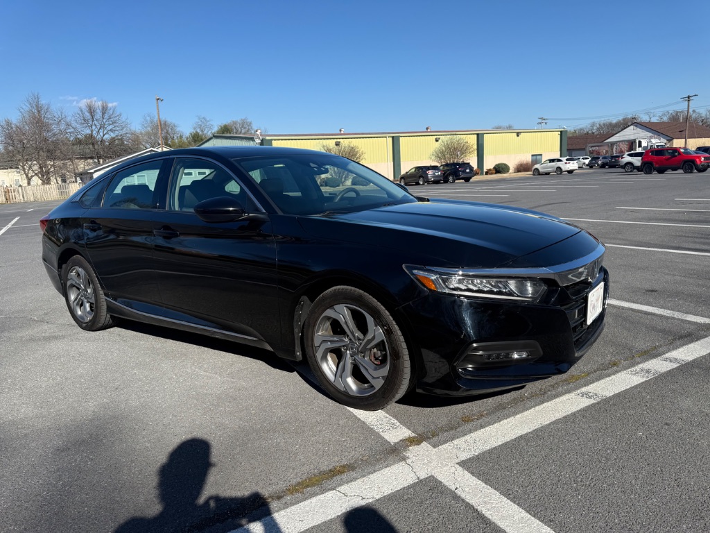 2020 Honda Accord EX photo