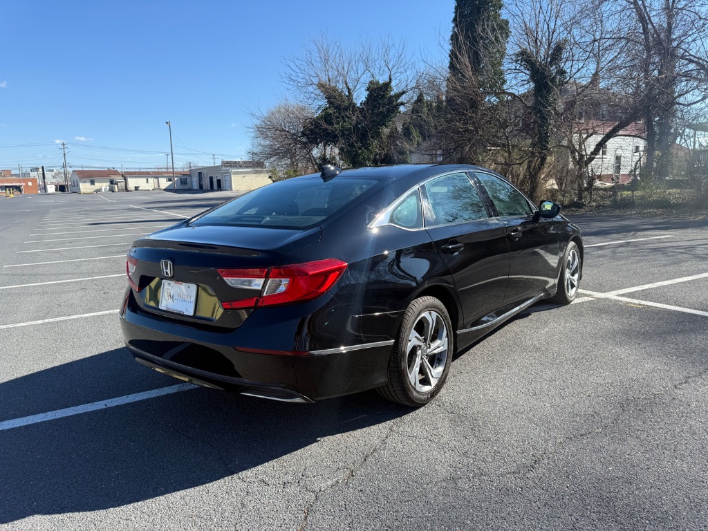 2020 Honda Accord EX photo