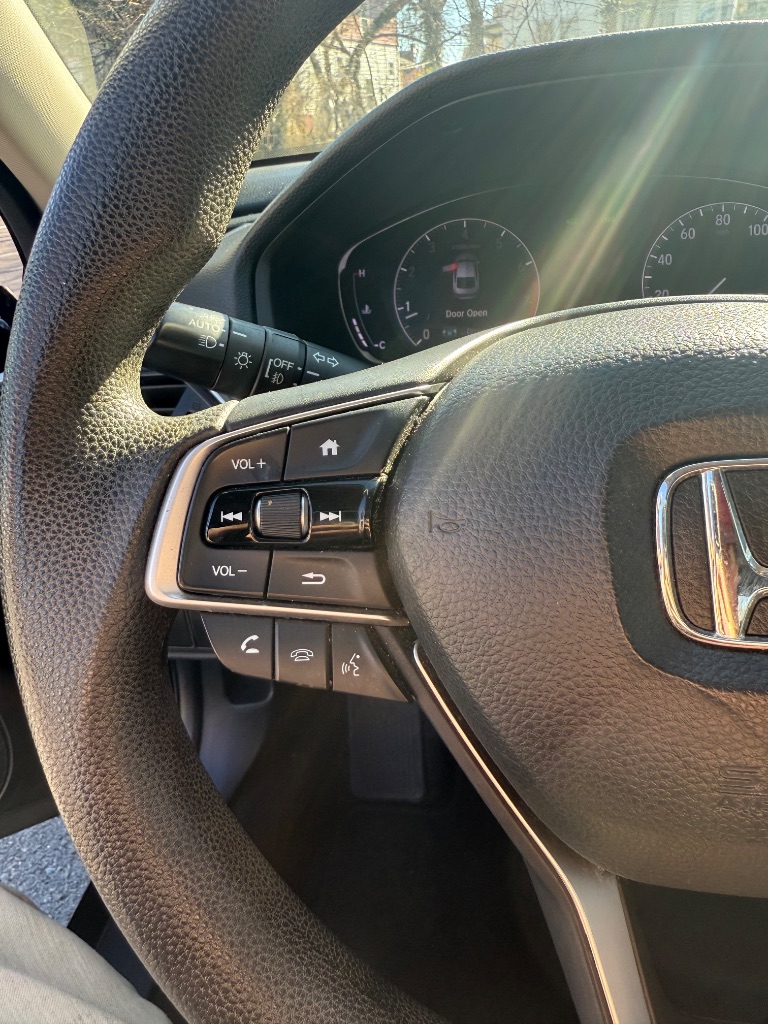 2020 Honda Accord EX photo