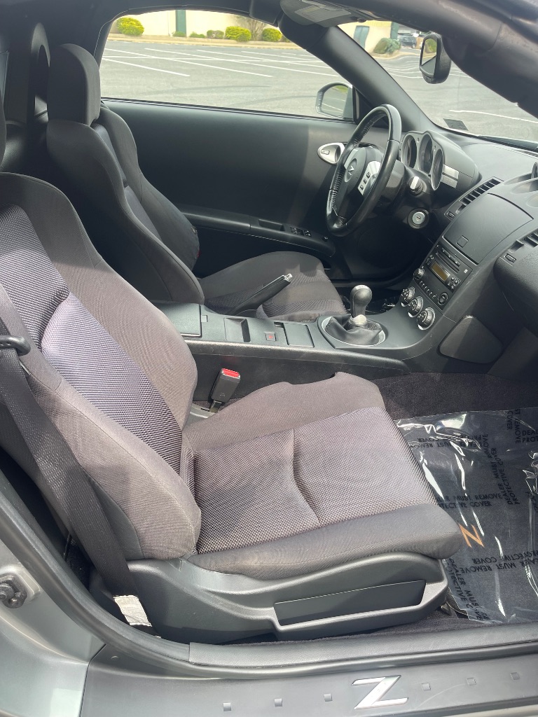 2004 Nissan 350Z Enthusiast photo
