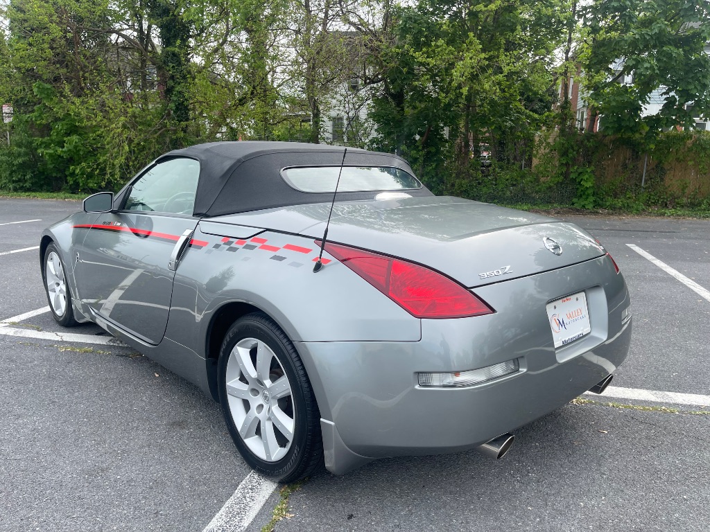 2004 Nissan 350Z Enthusiast photo