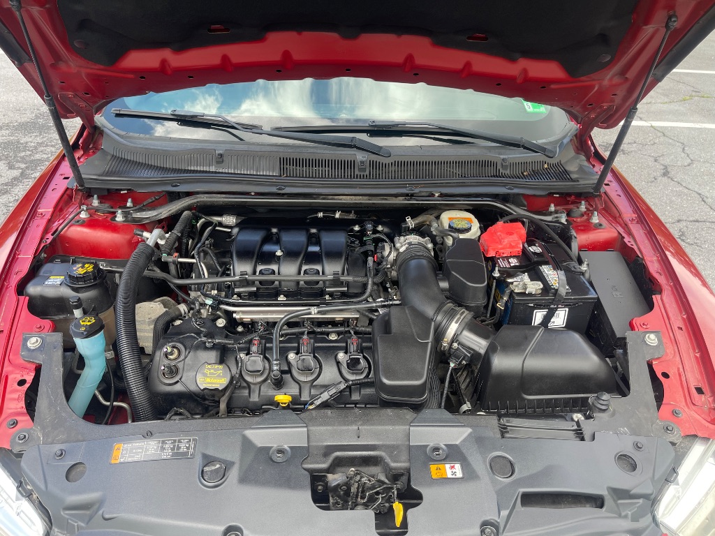 2013 Ford Taurus Limited photo