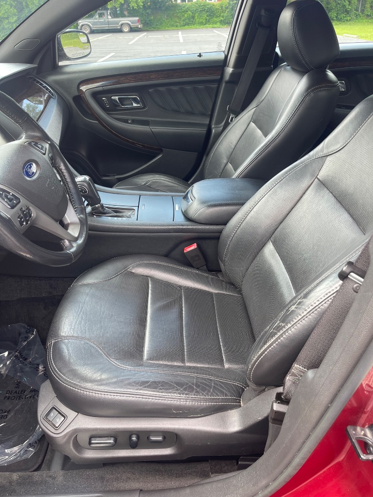 2013 Ford Taurus Limited photo