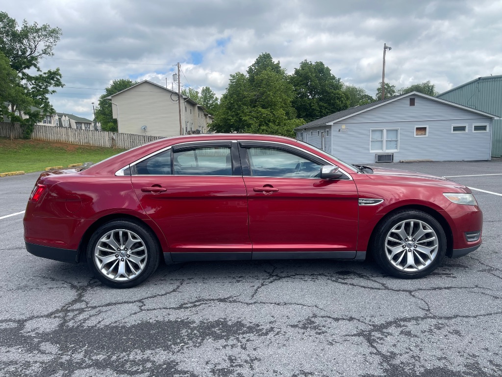 2013 Ford Taurus Limited photo