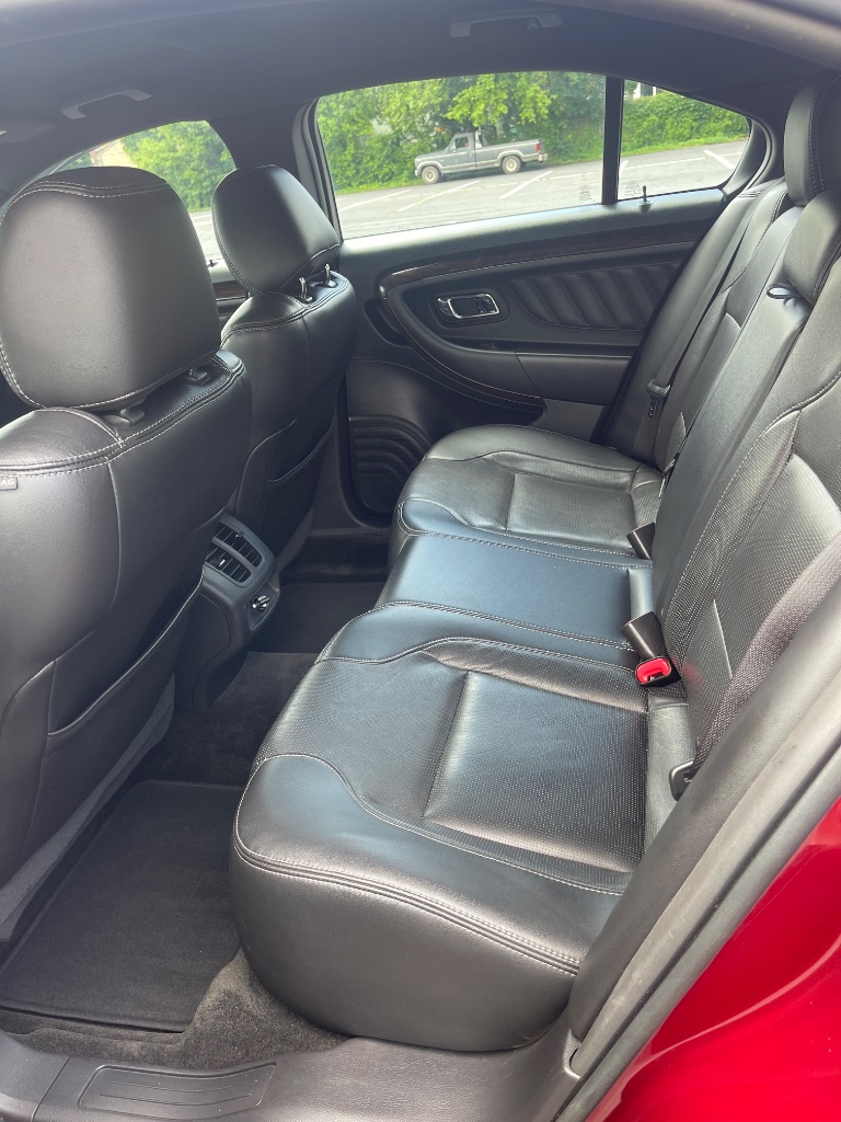 2013 Ford Taurus Limited photo