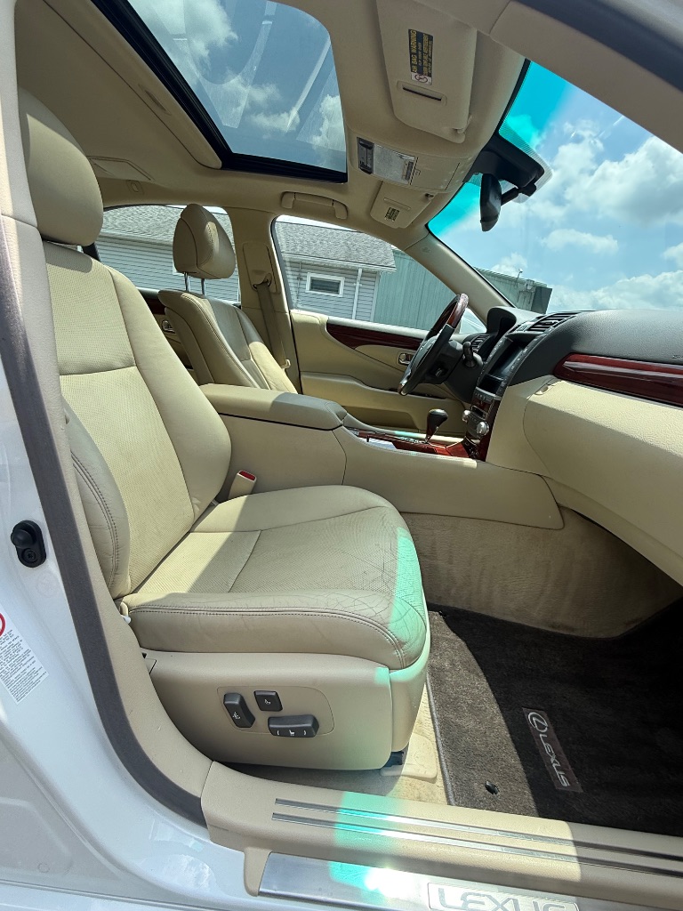 2012 Lexus LS - $13,500