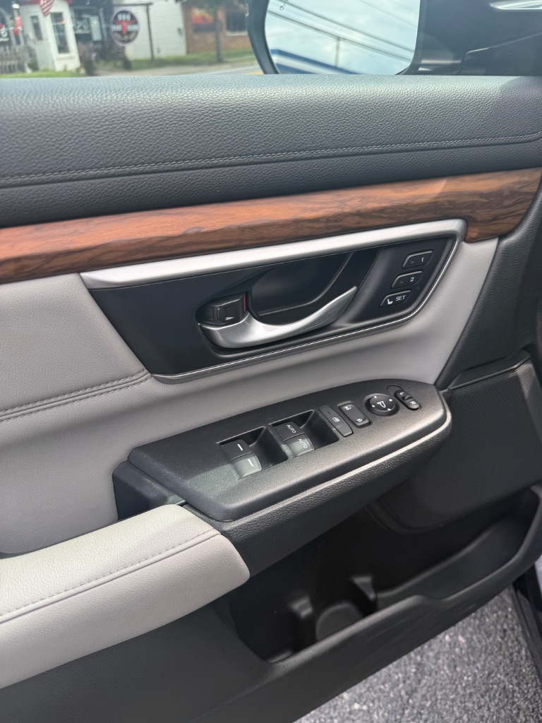 2020 Honda CR-V - $18,500