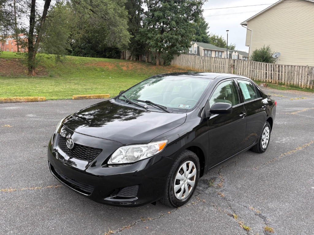 2009 Toyota Corolla - $8,000