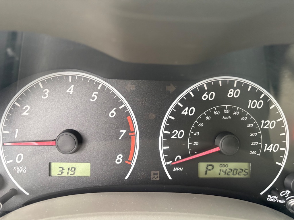 2009 Toyota Corolla - $8,000