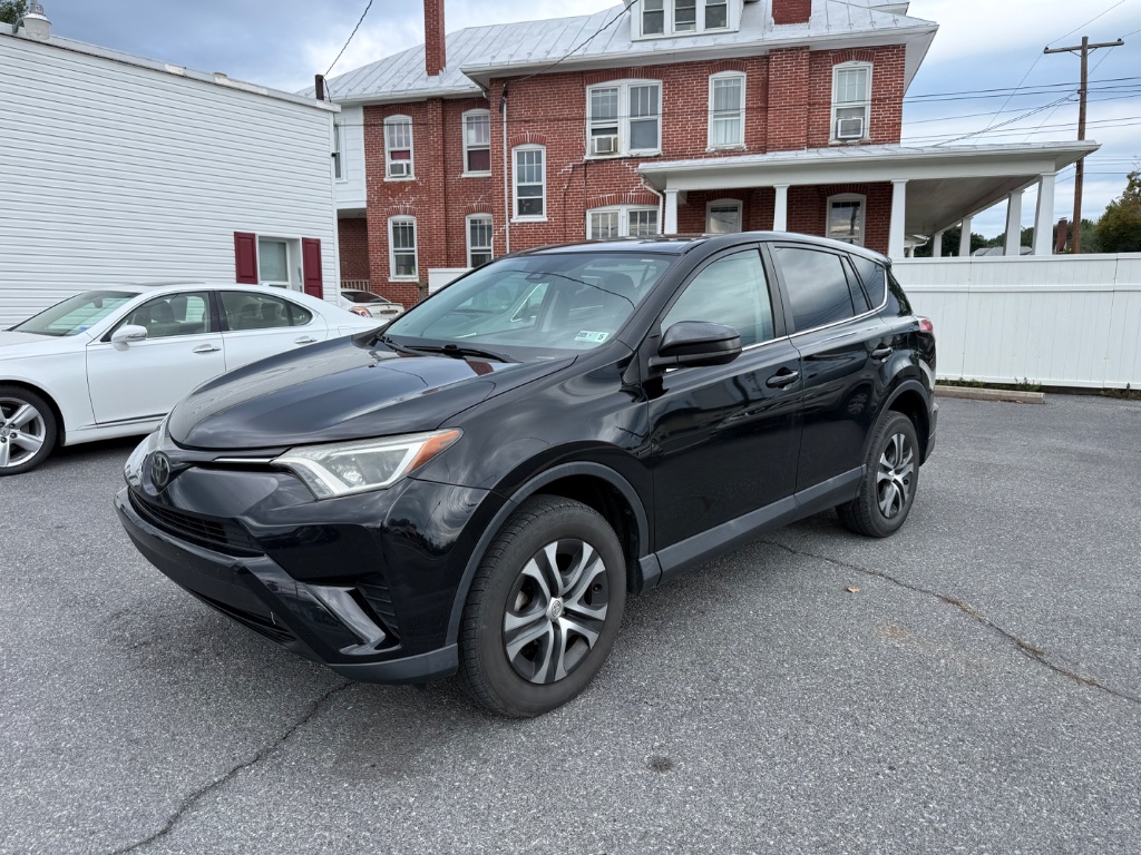 2018 Toyota RAV4 - $15,500