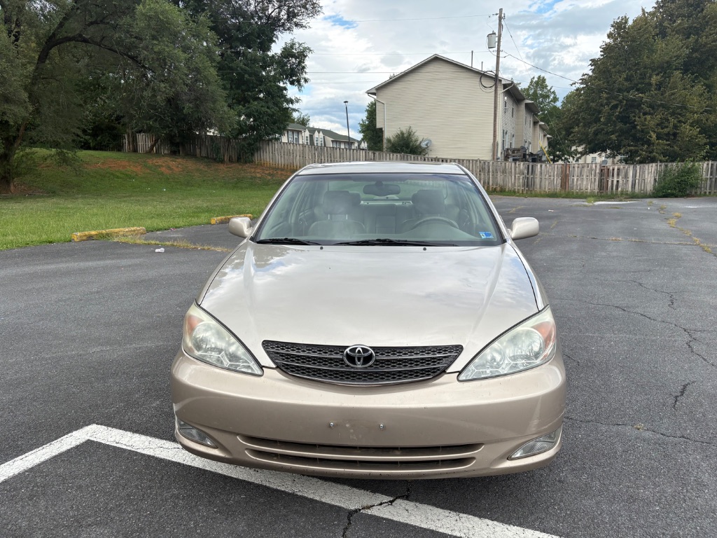 2003 Toyota Camry - $4,000